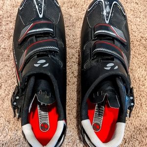 Bontrager Cycling Shoes Men's Size 10 With Delta Cleats